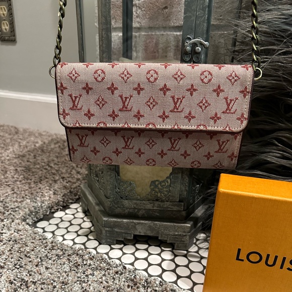 PINK DENIM LOUIS VUITTON WALLET - Picture 1 of 15